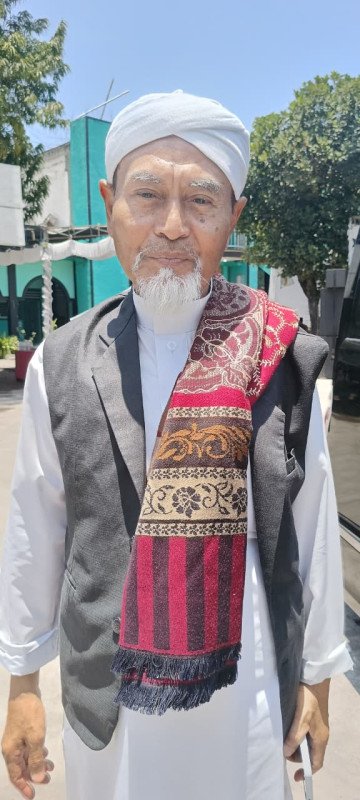 Foto TGH. Hudatullah Muhibuddin Abbas, MA (Dok. Pribadi) Foto TGH. Hudatullah Muhibuddin Abbas, MA (Dok. Pribadi)